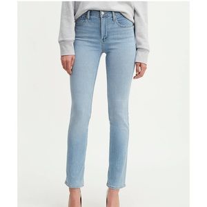 Levi’s 724 High Rise Slim Straight Women Jeans